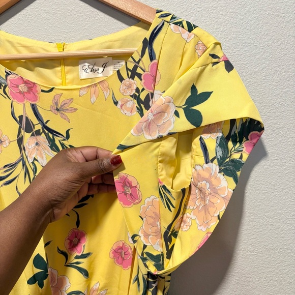 Eliza J Yellow Floral Dress Short Sleeve Belted Tie Waist Pockets Size 10 - Picture 7 of 9